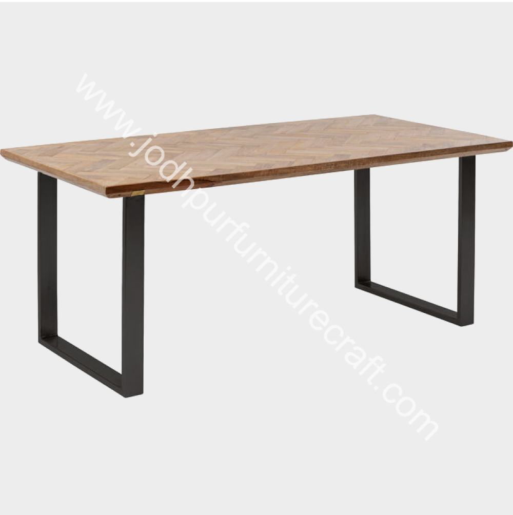 Dining Tables 